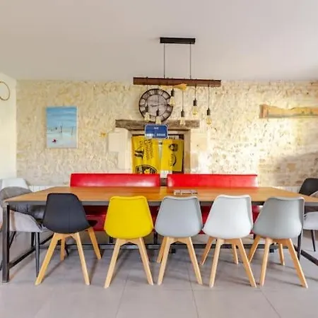 Hébergement de vacances Maison à 10’ à Pieds Du Port De