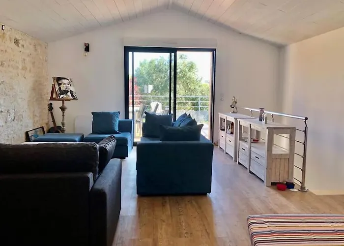 Maison A 10' A Pieds Du Port De